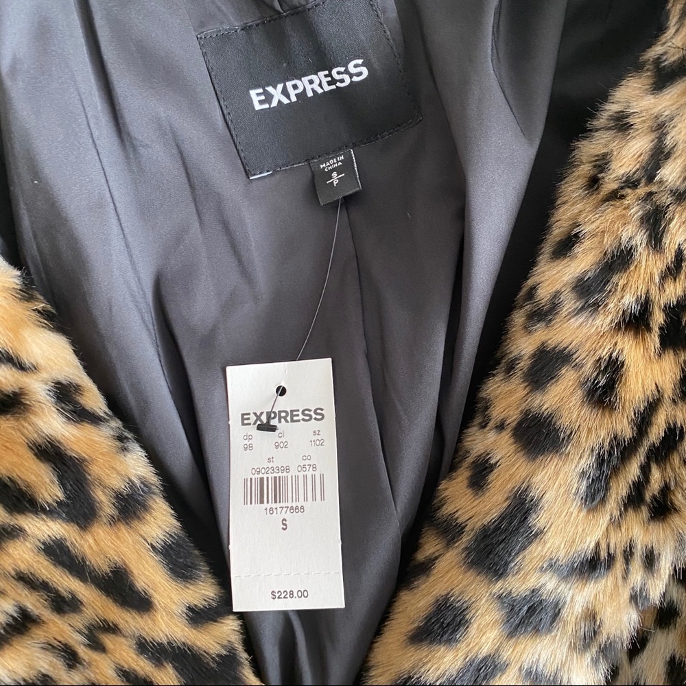 NWT [express] leopard print faux fur coat - Picture 3 of 7